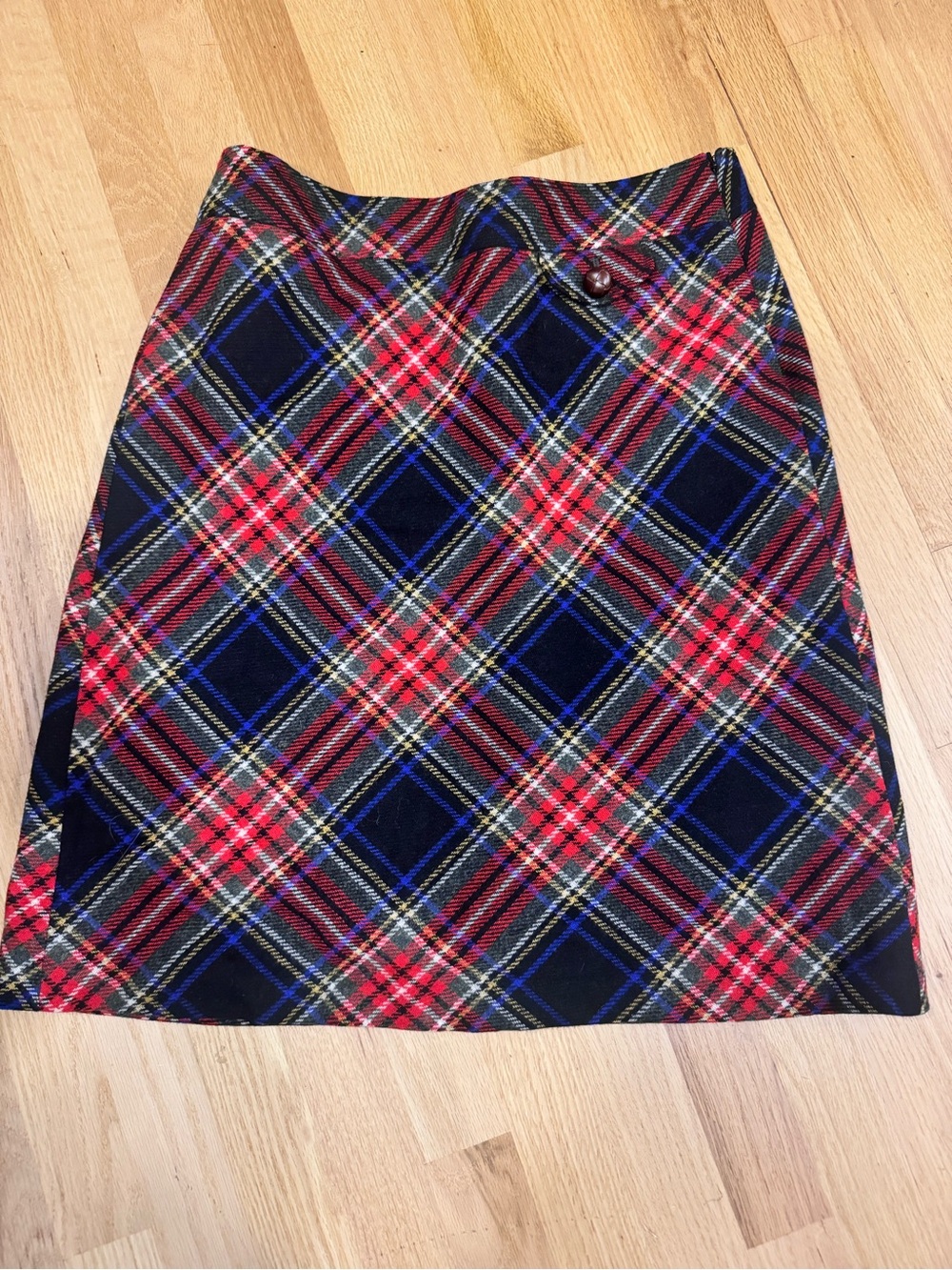 L.L. Bean Red and Black Plaid A-Line Wool blend Skirt / Size 12